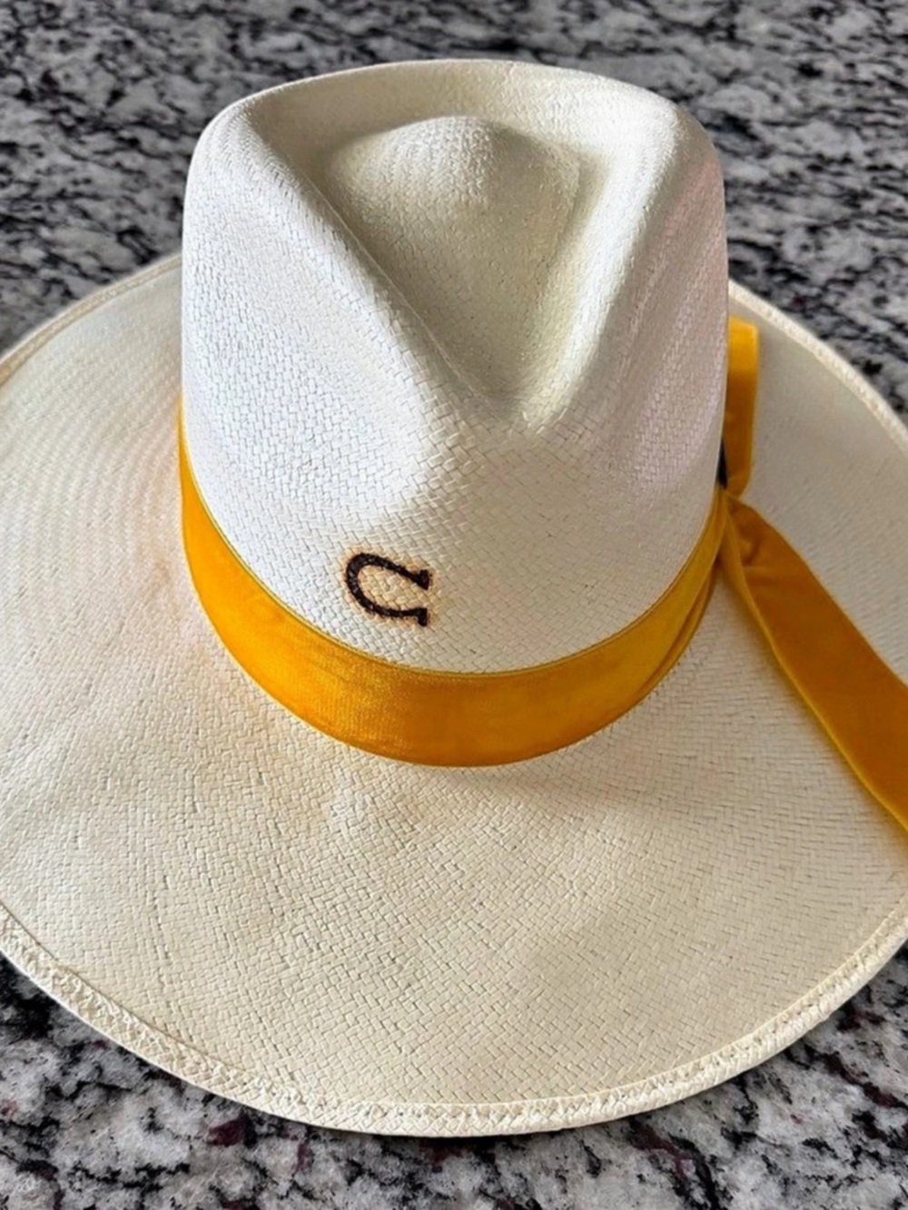 Charlie 1 Horse Western Hat in White & Yellow Size 55